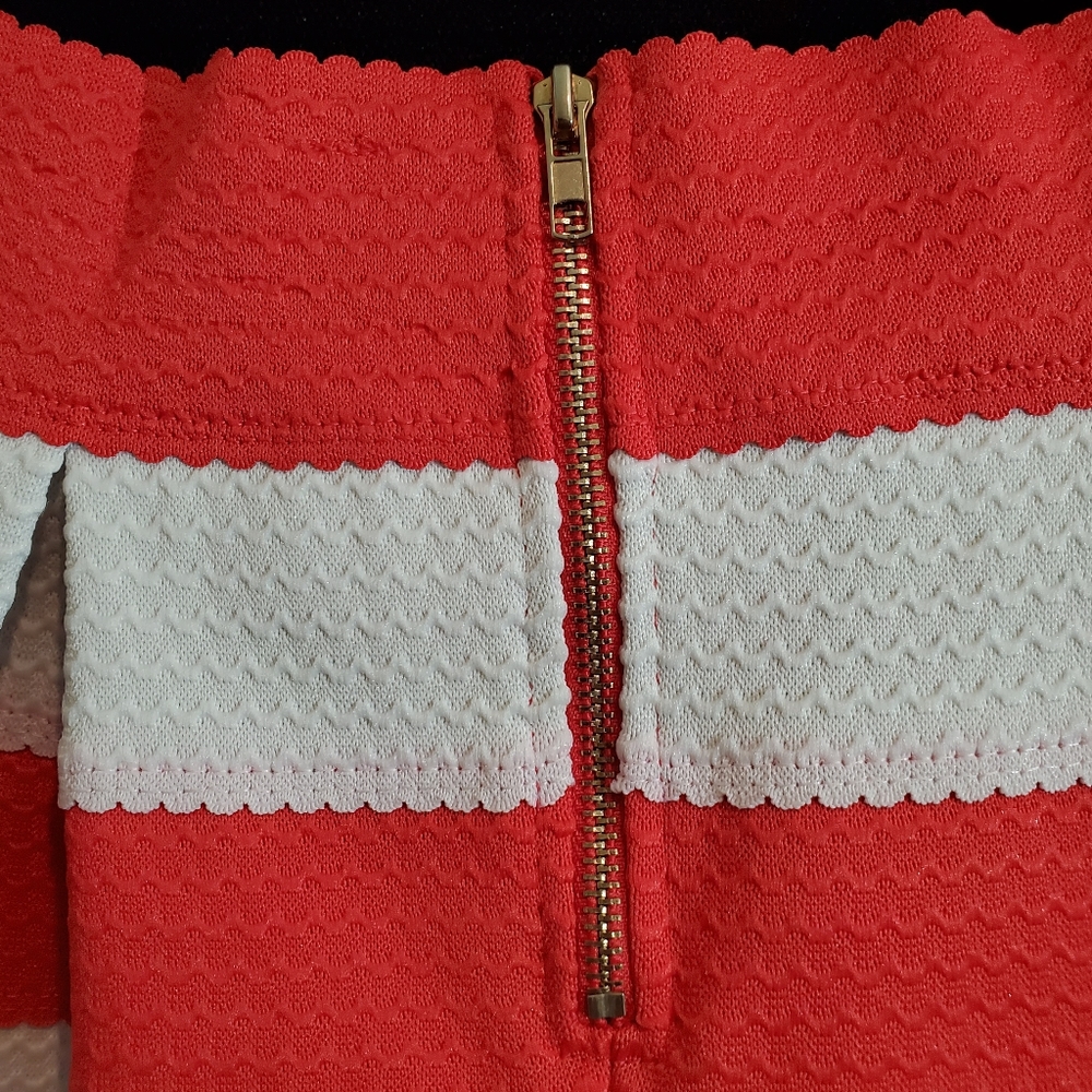 Touch Me Skirt - Picture 4 of 6